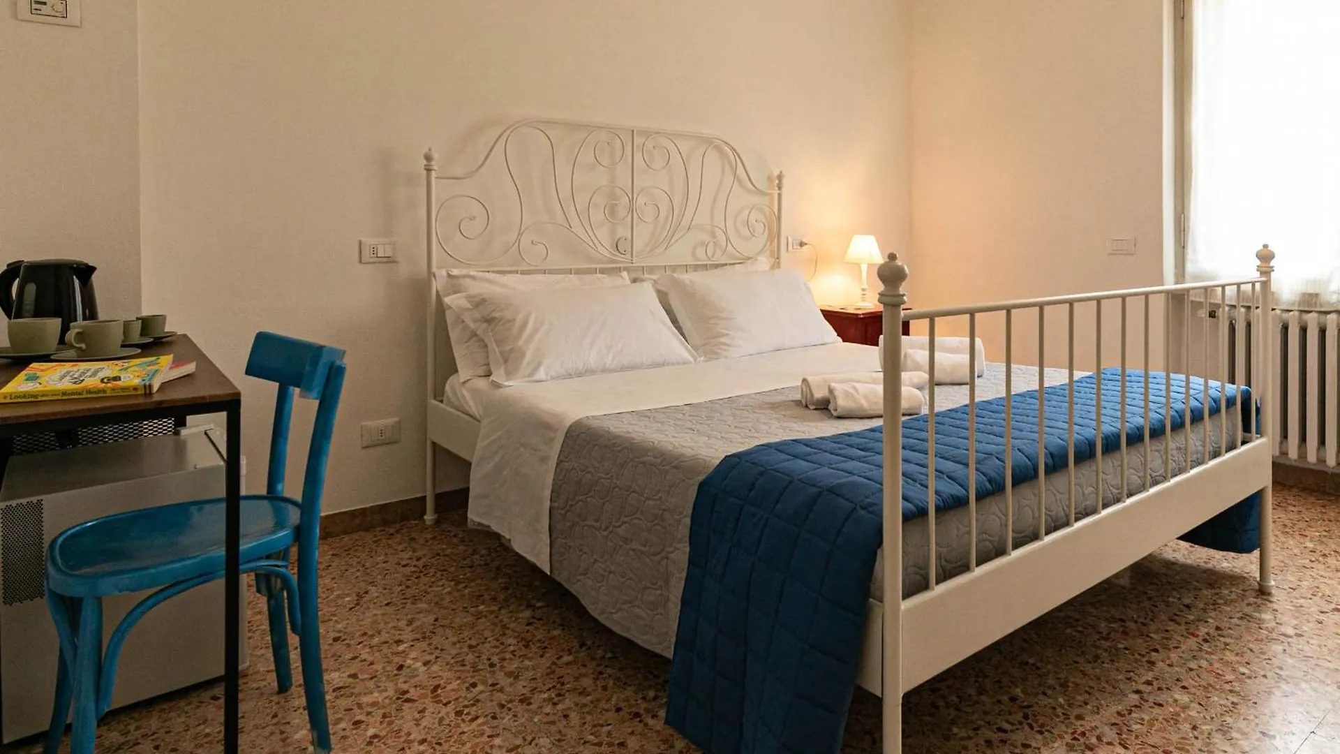 Ingarda Rooms Cavalcaselle Πανσιόν